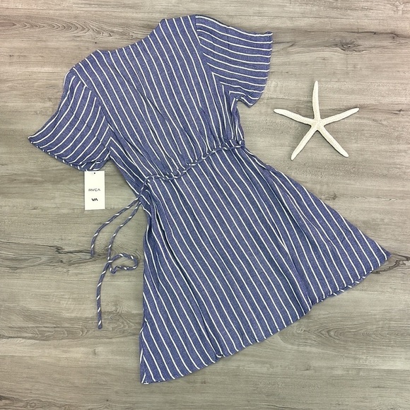 🔆RVCA🔆 NAUTYCAL JAYNE DRESS - Picture 14 of 15